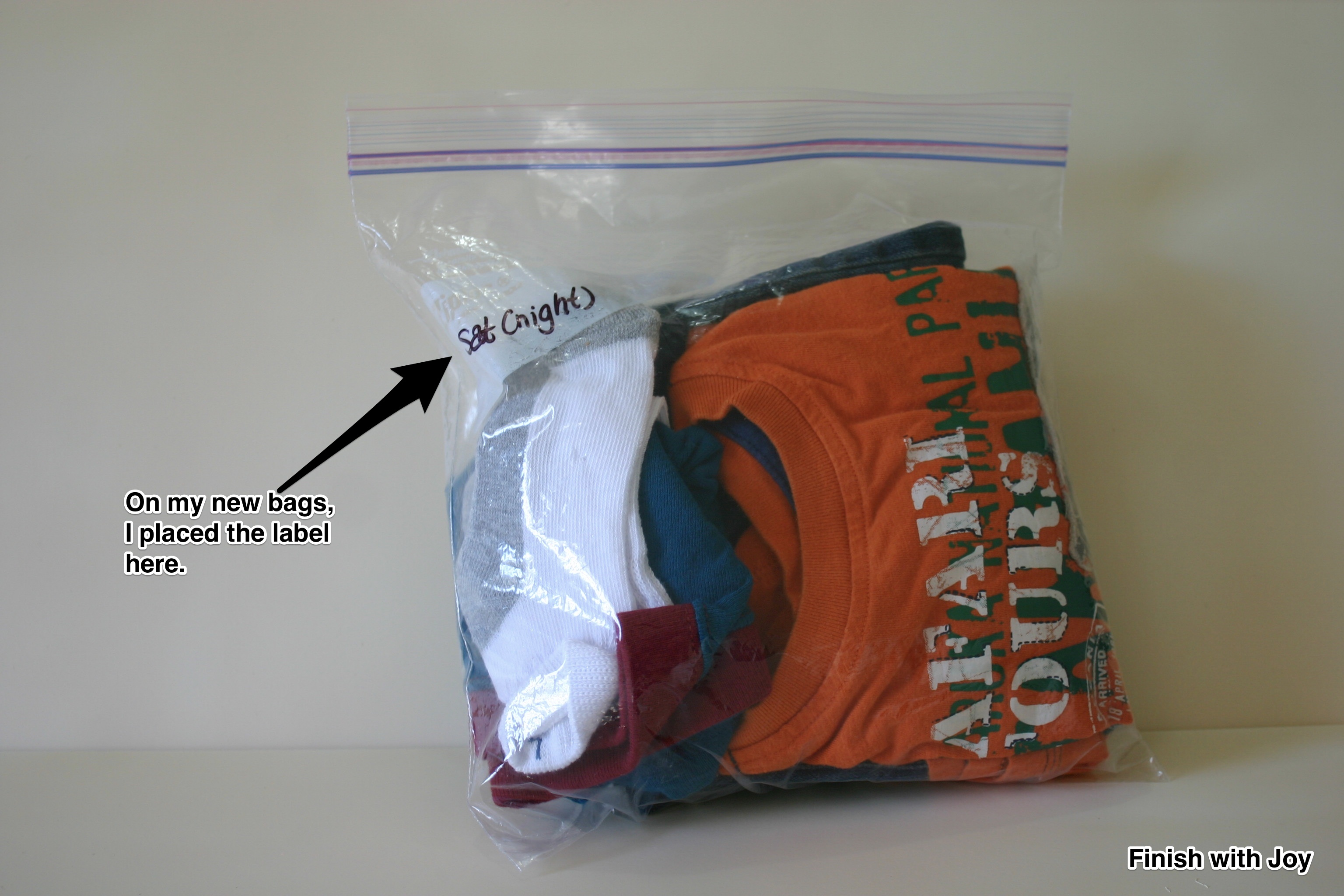 Travel with Kids Tip - Separate outfits using gallon-size plastic bags